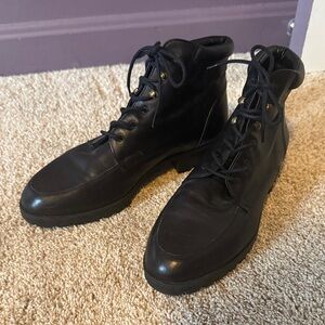 Black Leather Woman’s Boots